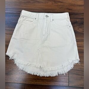 Women's Cream Frayed Hem Shorts